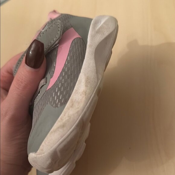 Kids Pink and Gray Sneakers - Picture 4 of 5